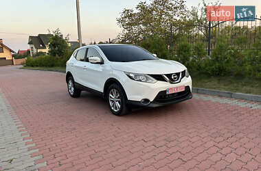 Позашляховик / Кросовер Nissan Qashqai 2014 в Чернівцях