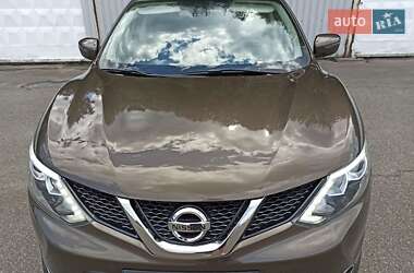 Позашляховик / Кросовер Nissan Qashqai 2015 в Києві
