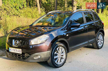 Внедорожник / Кроссовер Nissan Qashqai 2010 в Харькове