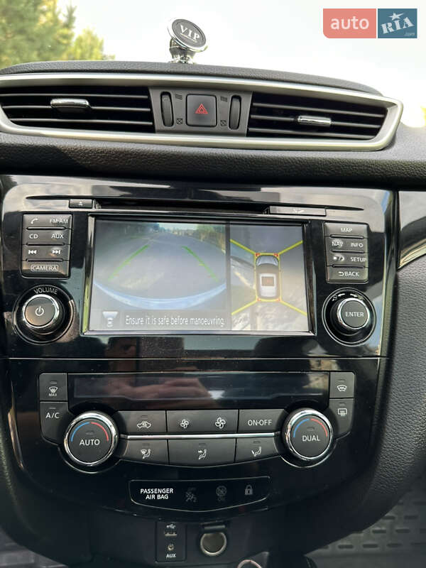 Позашляховик / Кросовер Nissan Qashqai 2015 в Києві