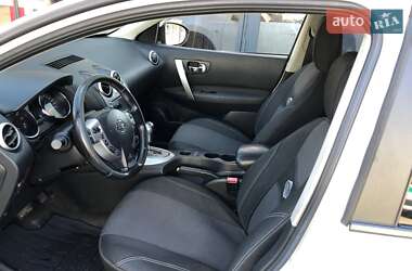 Внедорожник / Кроссовер Nissan Qashqai 2011 в 