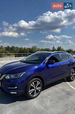 Внедорожник / Кроссовер Nissan Qashqai 2017 в Киеве