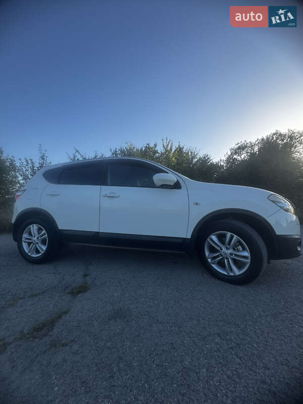 Внедорожник / Кроссовер Nissan Qashqai 2012 в Тернополе
