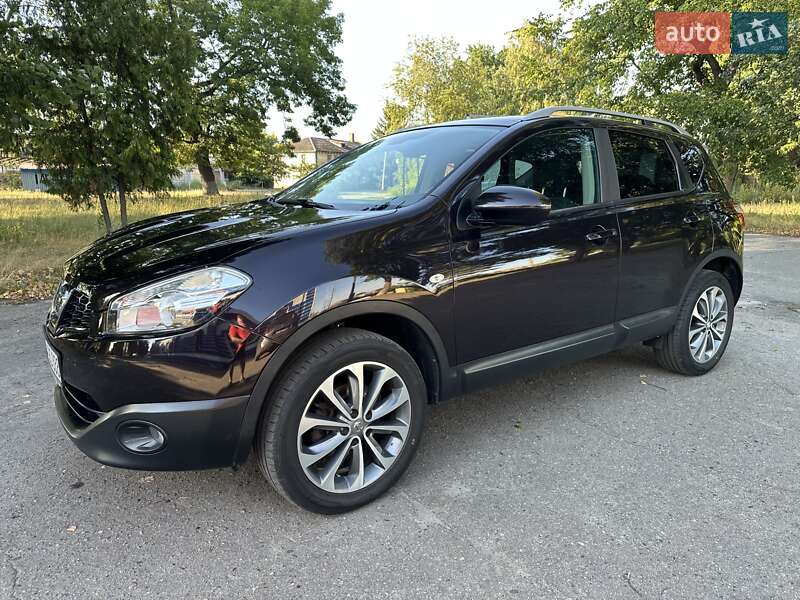 Внедорожник / Кроссовер Nissan Qashqai 2010 в Лебедине