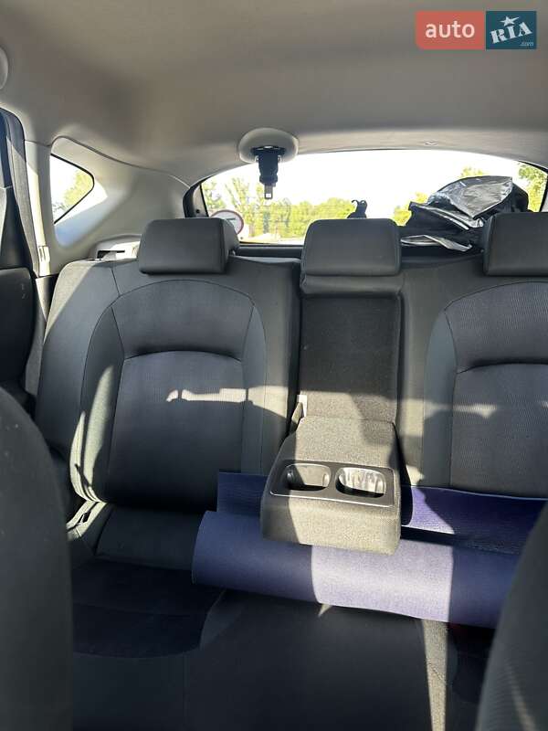 Внедорожник / Кроссовер Nissan Qashqai 2012 в Днепре фото 7 Внедорожник / Кроссовер Nissan Qashqai 2012 в Днепре