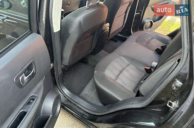 Внедорожник / Кроссовер Nissan Qashqai 2012 в 