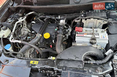 Внедорожник / Кроссовер Nissan Qashqai 2012 в 