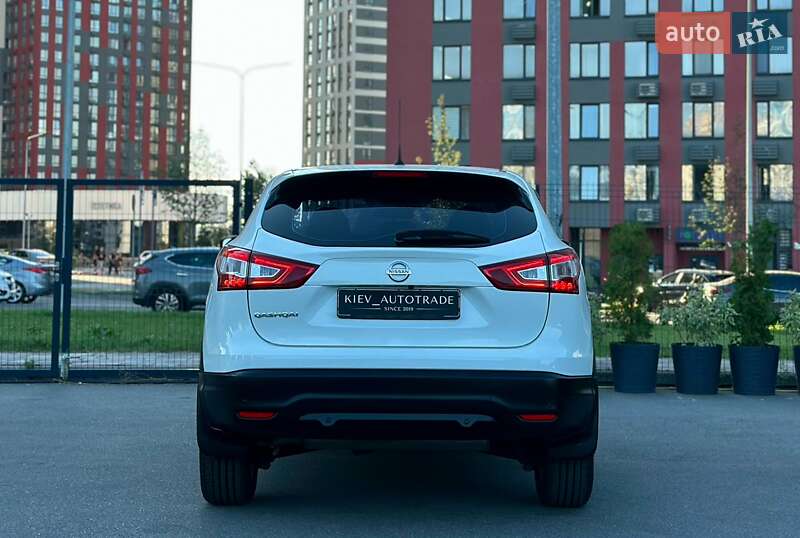 Внедорожник / Кроссовер Nissan Qashqai 2016 в Киеве