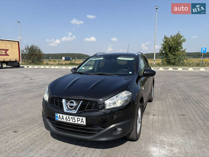 Внедорожник / Кроссовер Nissan Qashqai 2012 в 