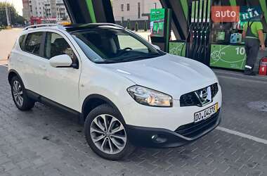 Позашляховик / Кросовер Nissan Qashqai 2010 в Луцьку