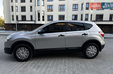 Позашляховик / Кросовер Nissan Qashqai 2012 в Івано-Франківську