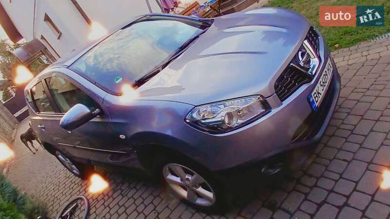 Внедорожник / Кроссовер Nissan Qashqai 2011 в Ровно