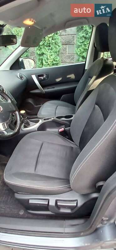 Внедорожник / Кроссовер Nissan Qashqai 2011 в Ровно