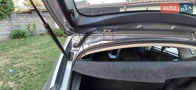 Внедорожник / Кроссовер Nissan Qashqai 2011 в Ровно