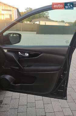 Внедорожник / Кроссовер Nissan Qashqai 2014 в 