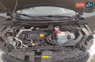 Внедорожник / Кроссовер Nissan Qashqai 2014 в 