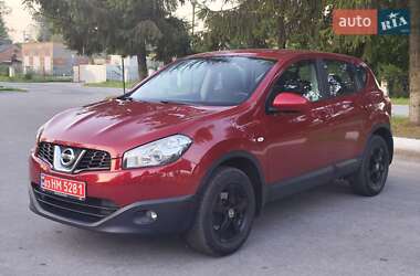 Позашляховик / Кросовер Nissan Qashqai 2011 в Звягелі