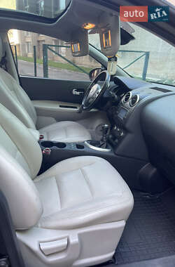 Внедорожник / Кроссовер Nissan Qashqai 2010 в 