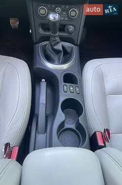 Внедорожник / Кроссовер Nissan Qashqai 2010 в 