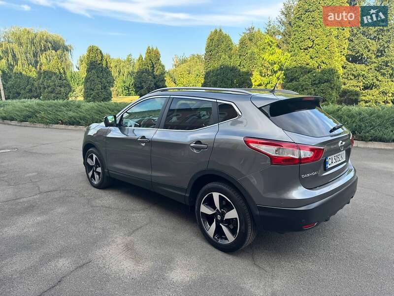 Внедорожник / Кроссовер Nissan Qashqai 2016 в Умани