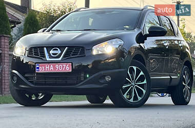 Внедорожник / Кроссовер Nissan Qashqai 2010 в 