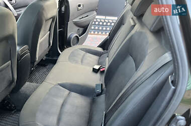 Внедорожник / Кроссовер Nissan Qashqai 2010 в 