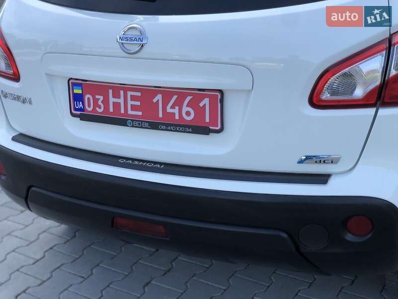 Внедорожник / Кроссовер Nissan Qashqai 2011 в Хмельницком