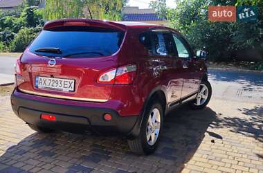 Позашляховик / Кросовер Nissan Qashqai 2010 в 