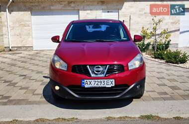 Позашляховик / Кросовер Nissan Qashqai 2010 в 
