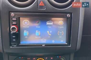 Позашляховик / Кросовер Nissan Qashqai 2010 в 