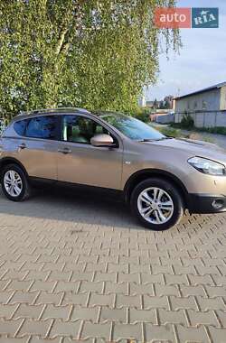 Внедорожник / Кроссовер Nissan Qashqai 2010 в Дрогобыче