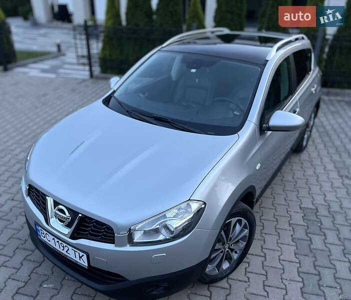 Позашляховик / Кросовер Nissan Qashqai 2010 в Стрию