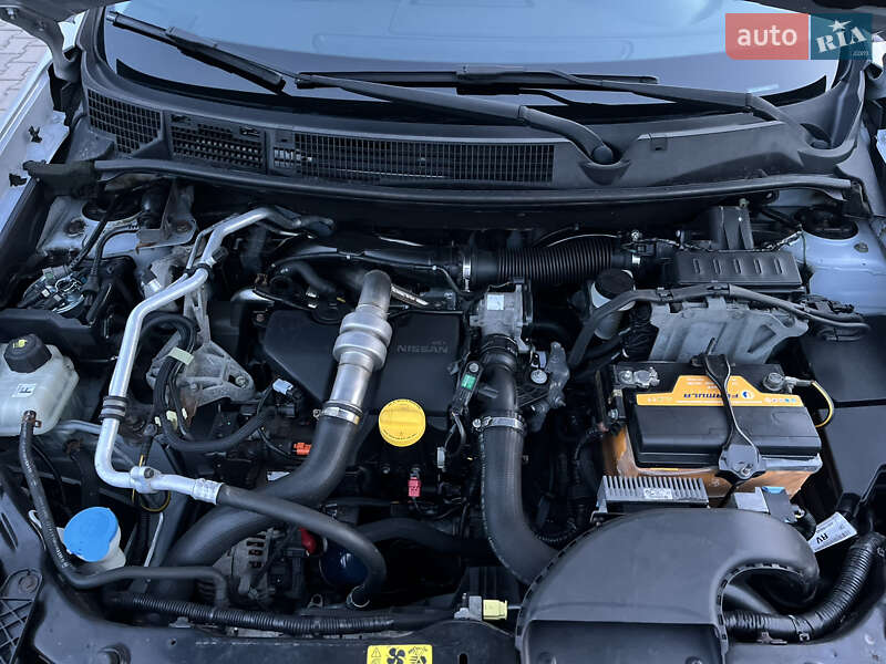 Позашляховик / Кросовер Nissan Qashqai 2010 в Стрию