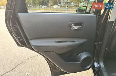 Внедорожник / Кроссовер Nissan Qashqai 2010 в 