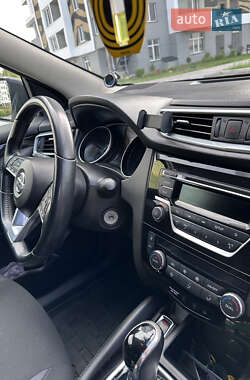 Внедорожник / Кроссовер Nissan Qashqai 2018 в 