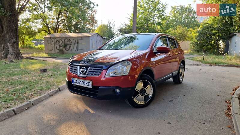 Внедорожник / Кроссовер Nissan Qashqai 2008 в 
