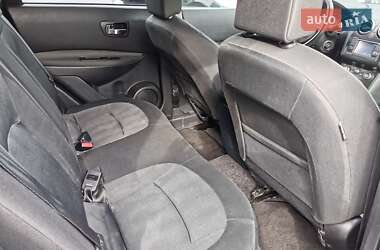Внедорожник / Кроссовер Nissan Qashqai 2010 в 