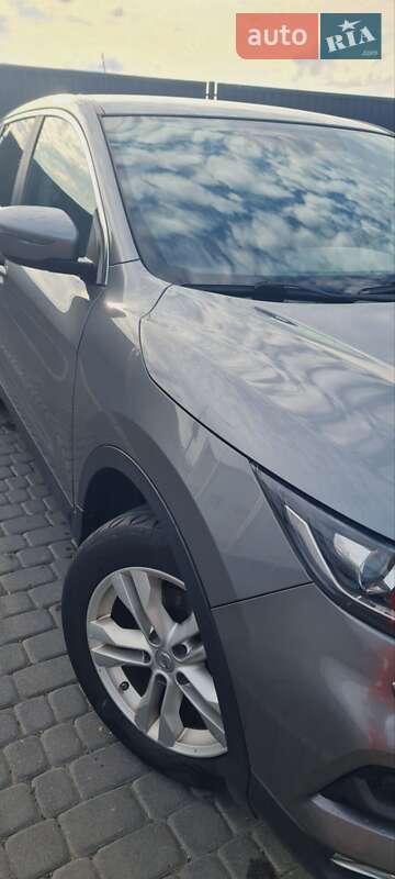 Внедорожник / Кроссовер Nissan Qashqai 2018 в Ужгороде