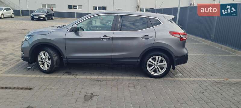 Внедорожник / Кроссовер Nissan Qashqai 2018 в Ужгороде