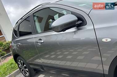 Внедорожник / Кроссовер Nissan Qashqai 2013 в 