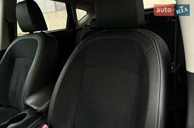 Внедорожник / Кроссовер Nissan Qashqai 2013 в 