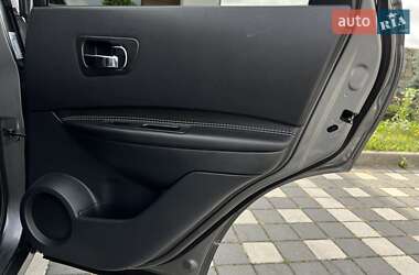 Внедорожник / Кроссовер Nissan Qashqai 2013 в 