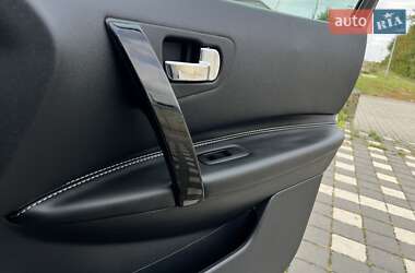Внедорожник / Кроссовер Nissan Qashqai 2013 в 