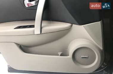 Позашляховик / Кросовер Nissan Qashqai 2010 в 