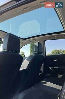 Внедорожник / Кроссовер Nissan Qashqai 2013 в 
