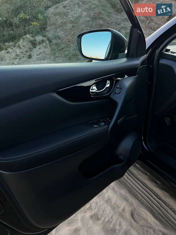 Внедорожник / Кроссовер Nissan Qashqai 2014 в Камне-Каширском