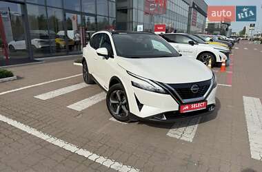 Внедорожник / Кроссовер Nissan Qashqai 2023 в 
