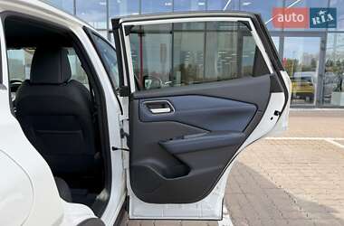 Внедорожник / Кроссовер Nissan Qashqai 2023 в 