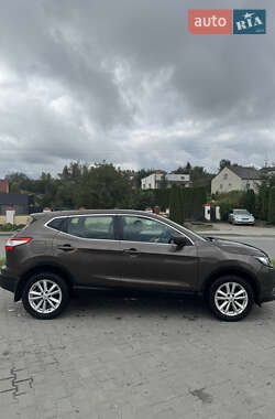 Внедорожник / Кроссовер Nissan Qashqai 2016 в Львове