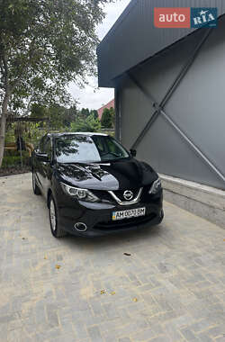 Внедорожник / Кроссовер Nissan Qashqai 2016 в Житомире